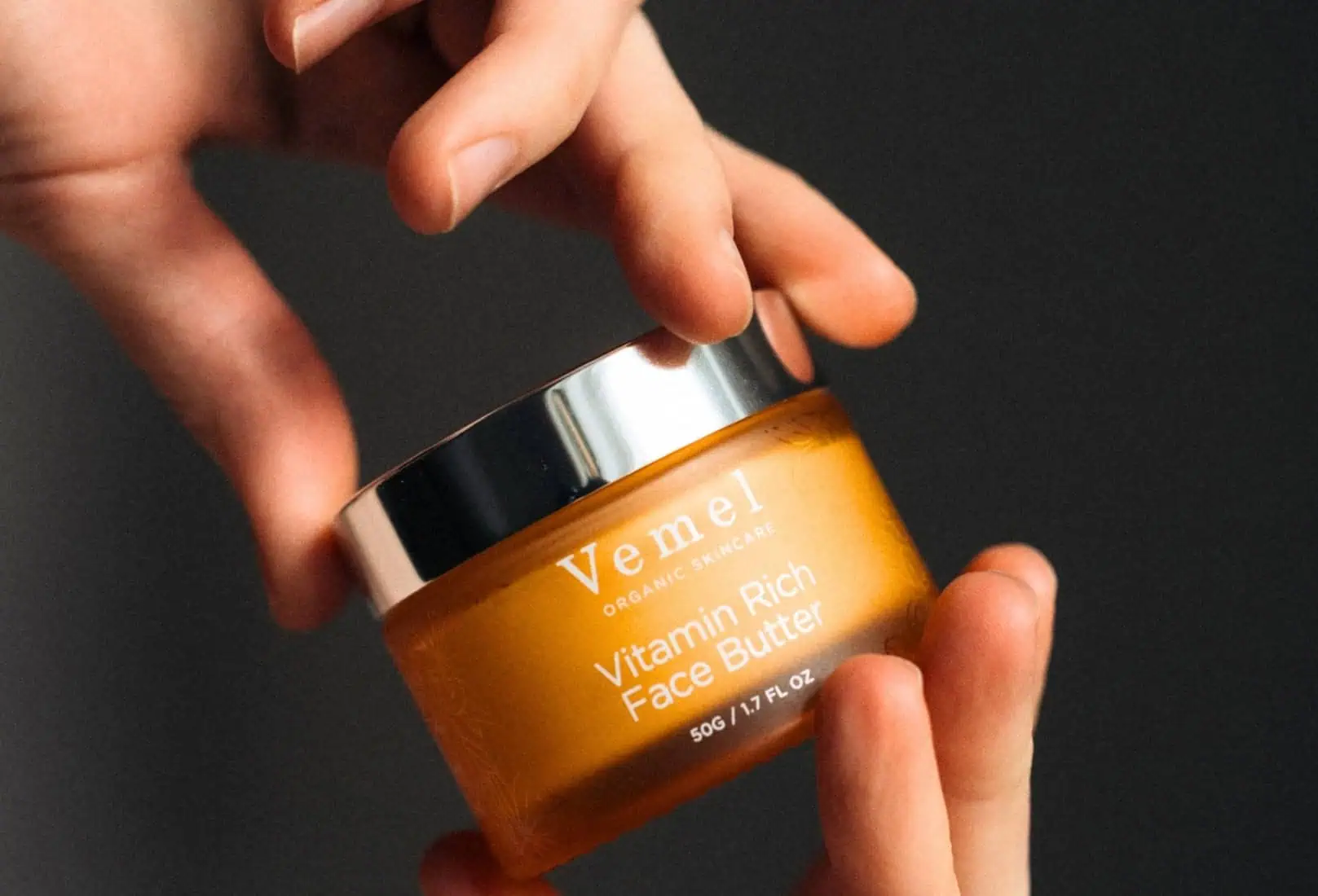 Applying nourishing moisturiser for menopausal dry skin – Vemel Vitamin Rich Face Butter