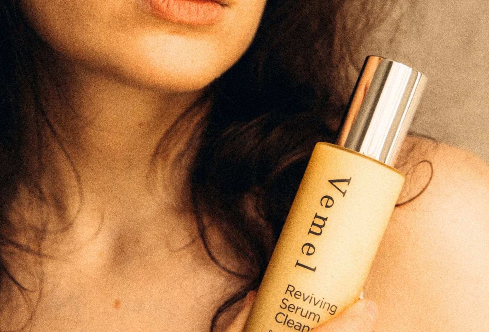 How Waterless Skincare Can Change Your Skin Microbiome