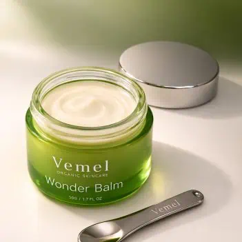 wonder-balm-organic-waterless-skin-barrier-balm-texture
