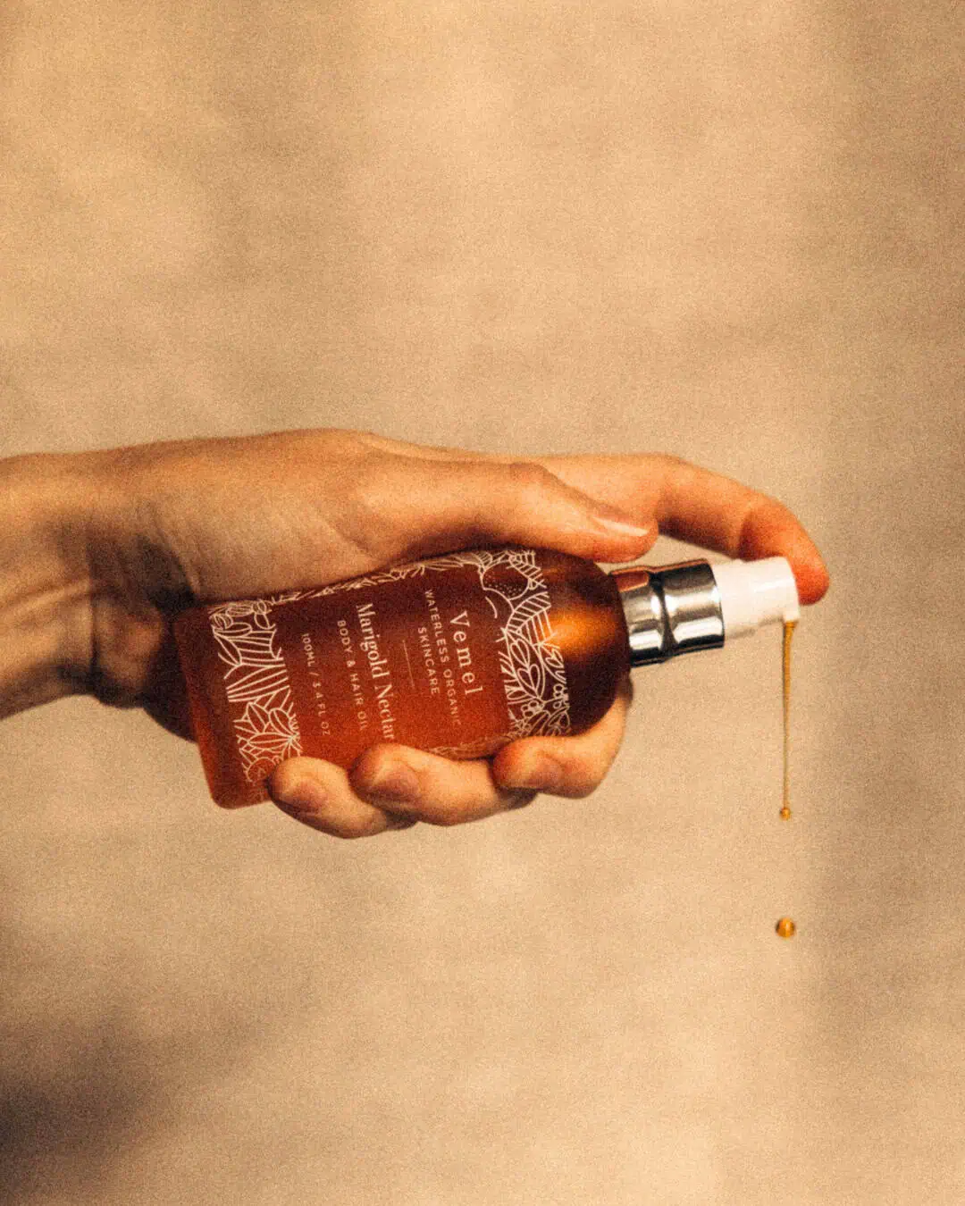 Vemel Marigold Nectar texture and application for sensitive skin and scalp